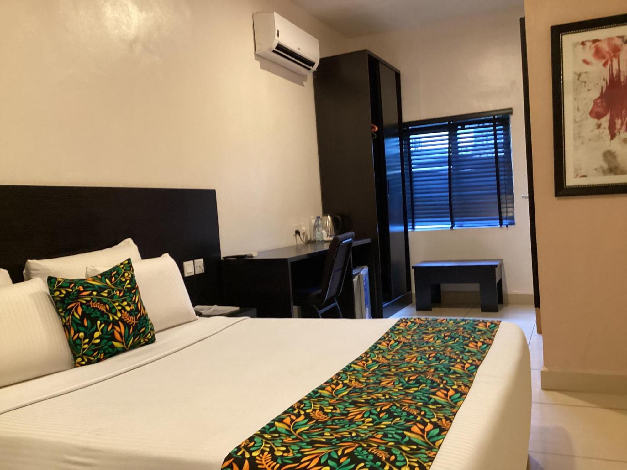 Adis Hotels Prime Ibadan Exterior photo